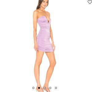 Love the fit and feel of this dress, so cute and flattering